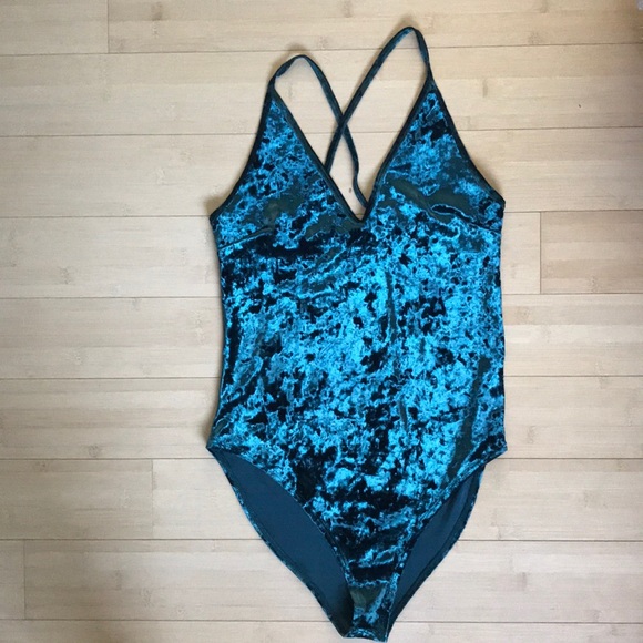 Velvet Emerald Green Bodysuit - Picture 1 of 2